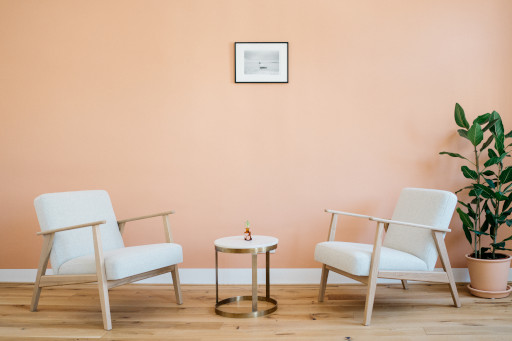 Christiane Efferdinger mit Pinsel